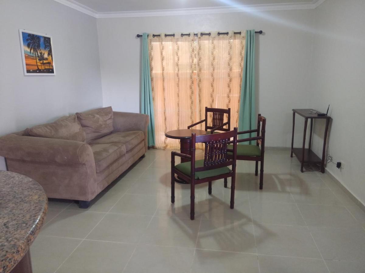 M & L Shared Apartment Punta Cana Buitenkant foto
